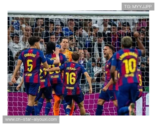 巴萨队长再次染红被全场口诛笔伐,球队士气陷入深渊 巴萨队长再次染红被全场口诛笔伐,球队士气陷入深渊