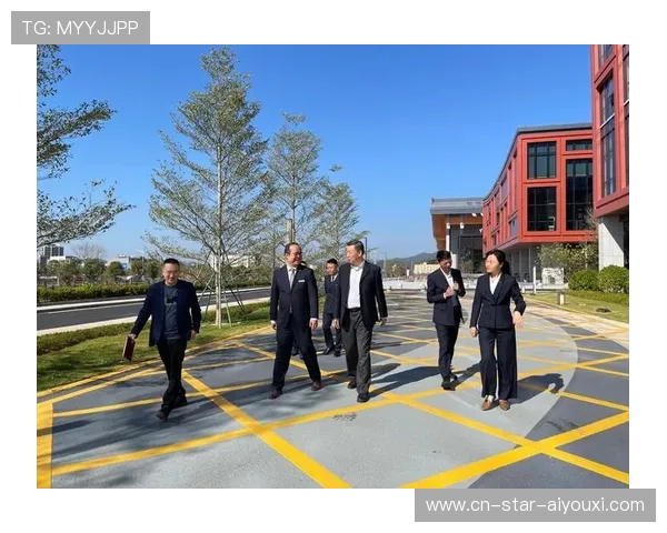 冠军球队主帅续约谈判进展顺利，双方达成初步共识，冠军球队解散